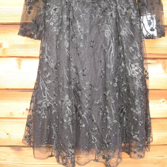 Mac Duggal 204041 Long Sleeve Floral Embellished Cocktail Dress - Picture 7 of 12